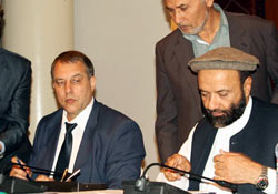وزیر اقتصاد افغانستان: توسعه روابط تجاری با روسیه به نفع افغانستان است