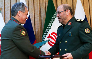 وزراء دفاع روسیه و ایران توافقنامه همکاری نظامی امضاء کردند‎/ آمریکا واکنش نشان داد